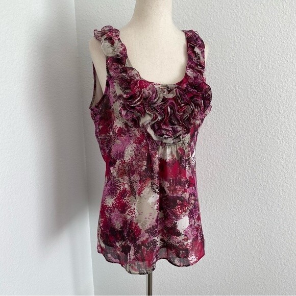 Ann Taylor 3D Floral Ruffle Pink Red Sleeveless Lightweight Romantic Top Size M - Picture 3 of 13